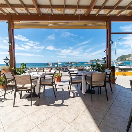 Hotel Athina Agios Georgios Pagon