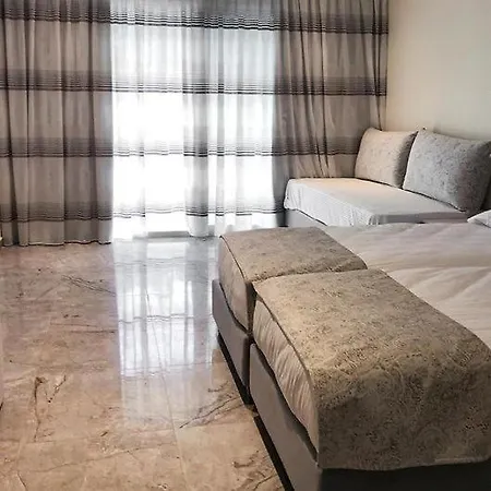 Athina Hotel Agios Georgios Pagon