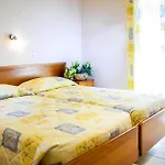 Athina Hotel *
